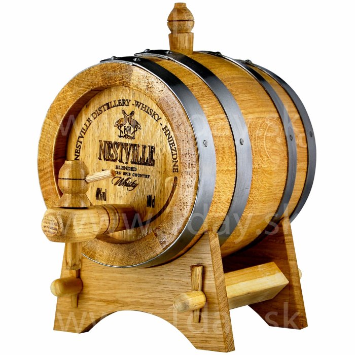 Nestville Whisky Blended 3yo 40% 0,7L + Drevený Súdok
