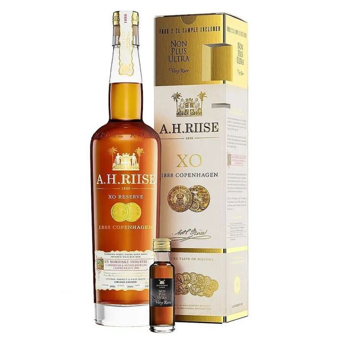 Rum A.H. Riise XO Copenhagen 40% 0,7L s miniatúrou Non Plus Ultra 40% 0,02L